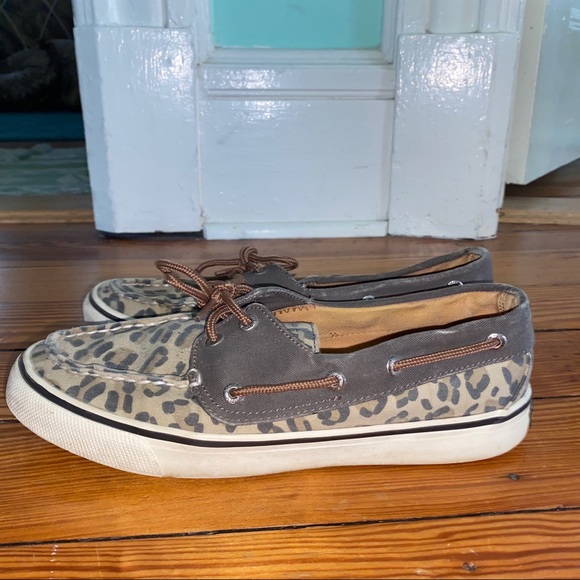 Sperry’s 7.5 Women’s Leopard Print Shoe - Used - Picture 5 of 6